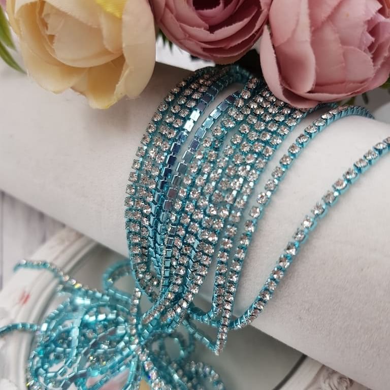 Turquoise cup chain crystal rhinestones ss6