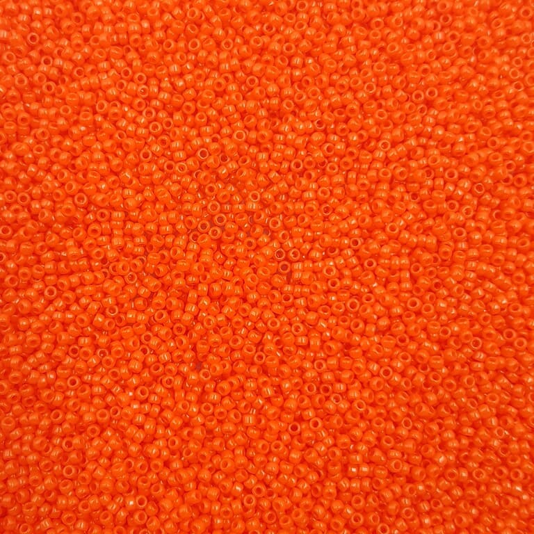 Toho seed beads TR-15-50