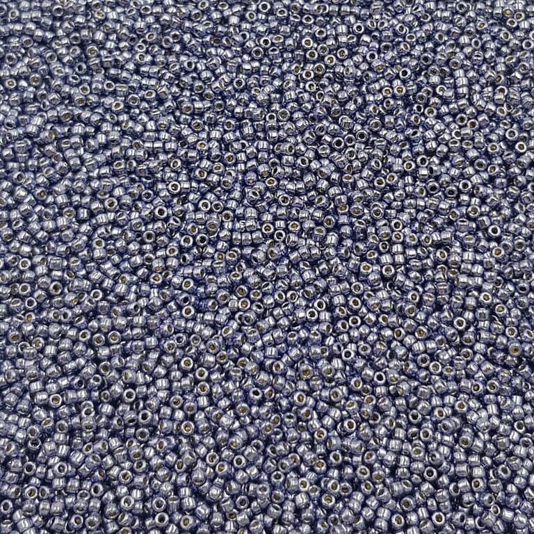 Toho seed beads TR-15-PF567