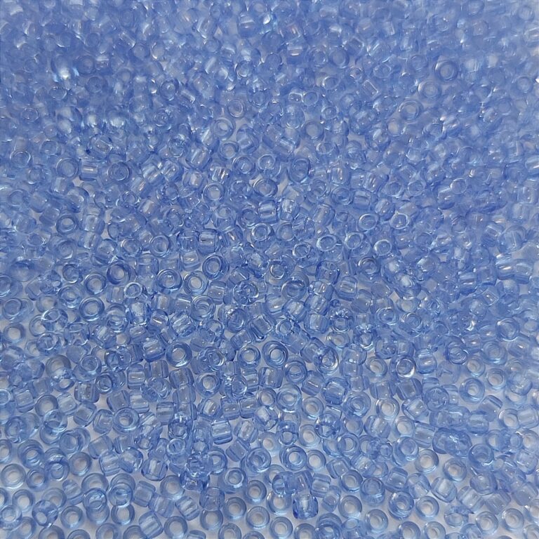 TOHO Round Seed Beads 15/0 Transparent Light Sapphire TR-15-13