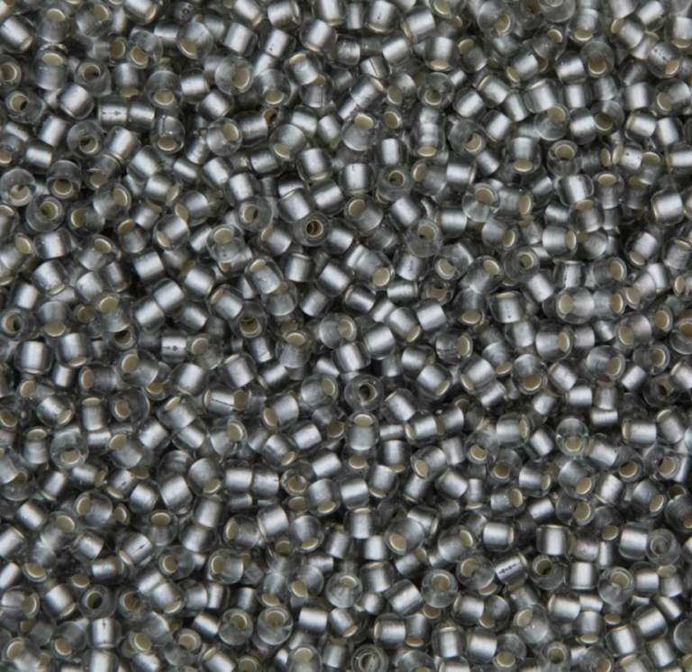 TOHO Round Beads 8/0 Silver-Lined Frosted Black Diamond TR-08-29AF