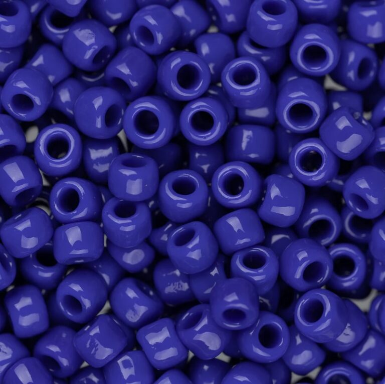 TOHO Round Beads 8/0 Opaque Navy Blue TR-08-48
